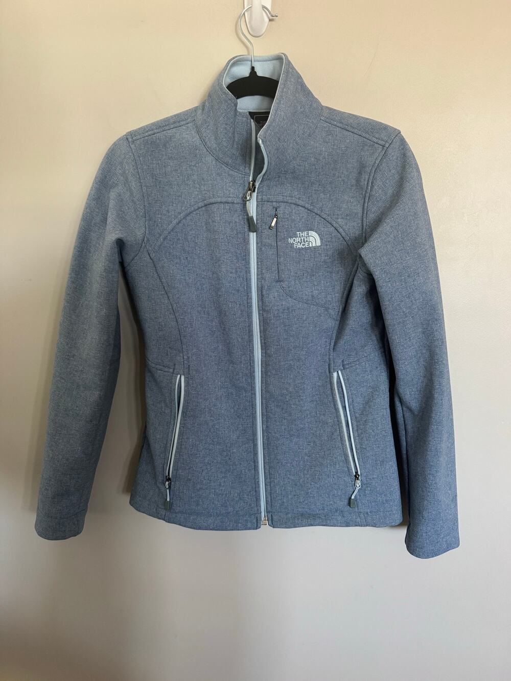 Women’s The North Face Apex Bionic Jacket in Blue SZ XS